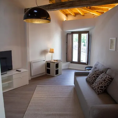 Casa Tia Regina بيت للعطل *
